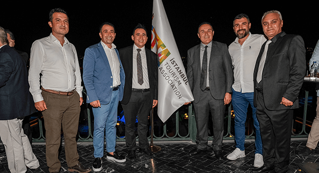 Turizmciler “Sosyal Mesafeyle Sosyalleşelim” Etkinliğinde Bir Araya Geldi
