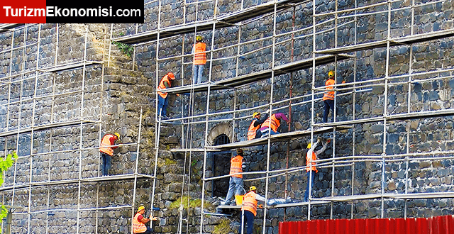 Diyarbakır surlarında restorasyon sürüyor, pandemi sonrası hedef 5 milyon turist