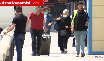 Otogarda dönüş yoğunluğu başladı, otobüs biletleri tükendi