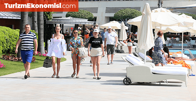 2021’de turizm sektörü toparlanmaya başlayacak: 100 kişiden 71’i seyahat etmeyi düşünüyor