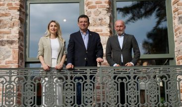TAŞ MEKTEP ÇEYREK ASIR SONRA CANLANDIRILDI
