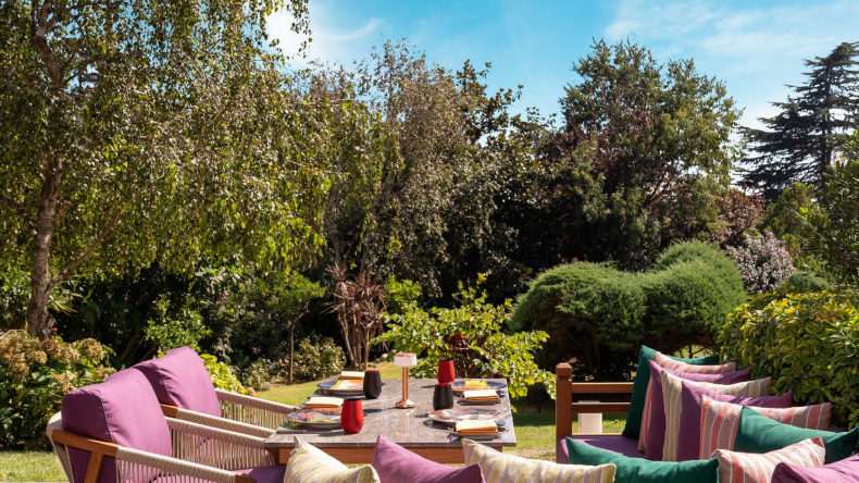 MADHU’S’TA YAZ BİR BAŞKA YAŞANIYOR!