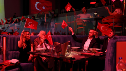 Cumhuriyet Etkinliklerinde Turizmin Önde Gelen İsimleri Sanatçılar Ve Profesörlerle Bir Araya Geldiler