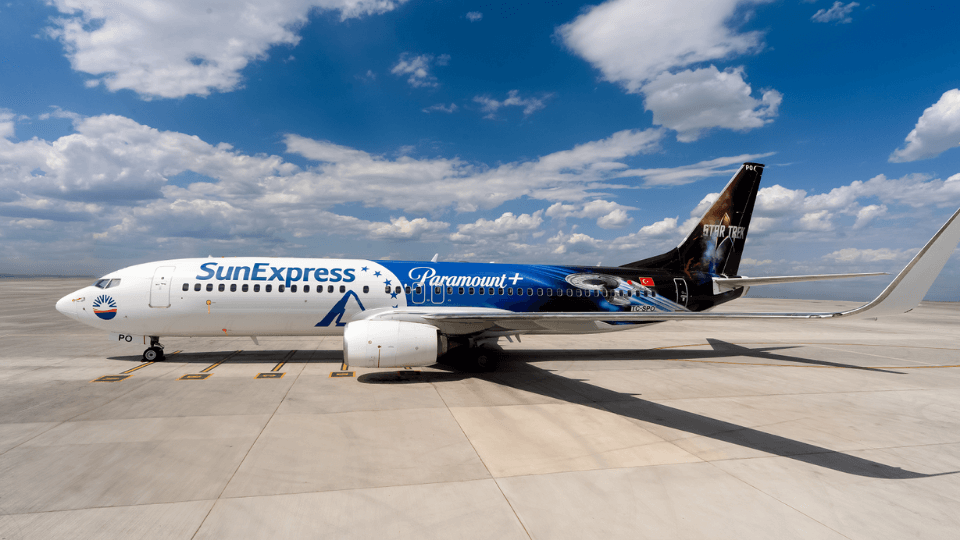 SunExpress, Star Trek ile ilk uçuşunu gerçekleştirdi